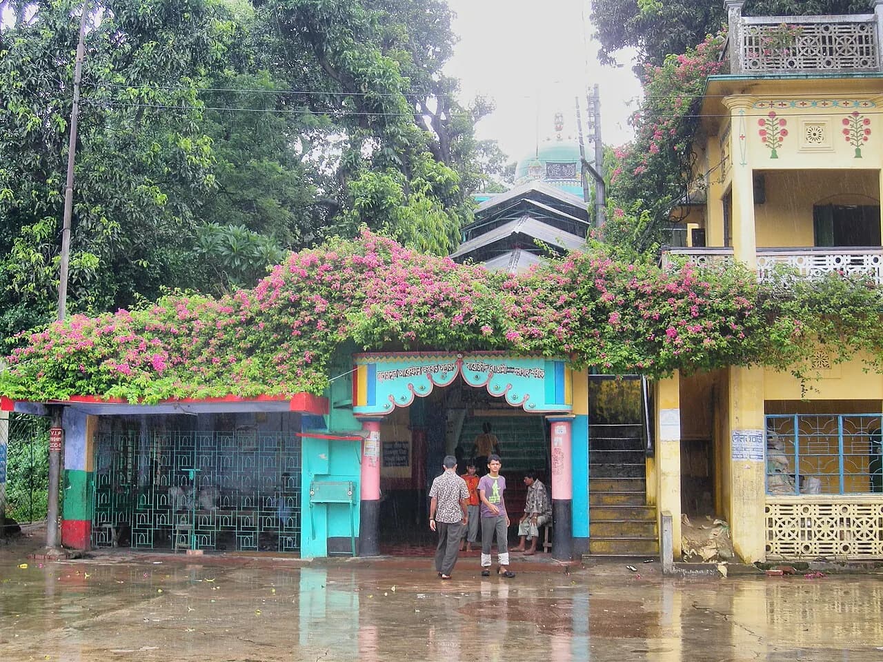 বায়েজিদ বোস্তামীর মাজার, চট্টগ্রাম — Shrine of Bayazid Bostami Gate Rohan