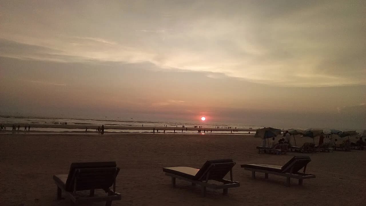 কক্সবাজার সমুদ্রসৈকত (লাবণী-সুগন্ধা-কলাতলী), কক্সবাজার — Cox's Bazaar Sunset Sep