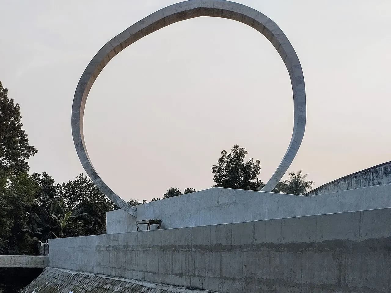 ফরিদপুর স্টেডিয়াম বধ্যভূমি — ছবি