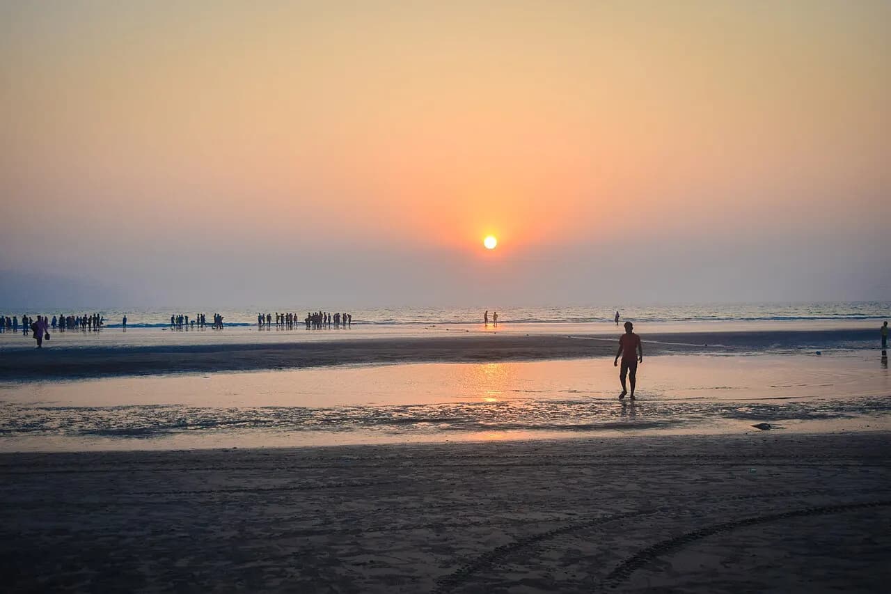 ইনানী সৈকত, কক্সবাজার — Sunset at the Inani sea beach Cox's bazar