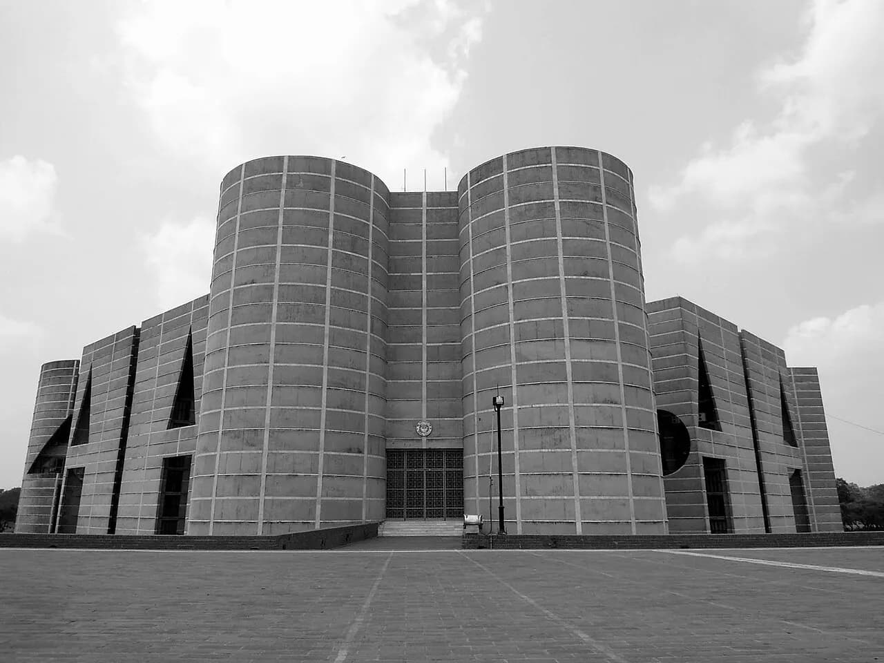 জাতীয় সংসদ ভবন, ঢাকা — National Parliament House