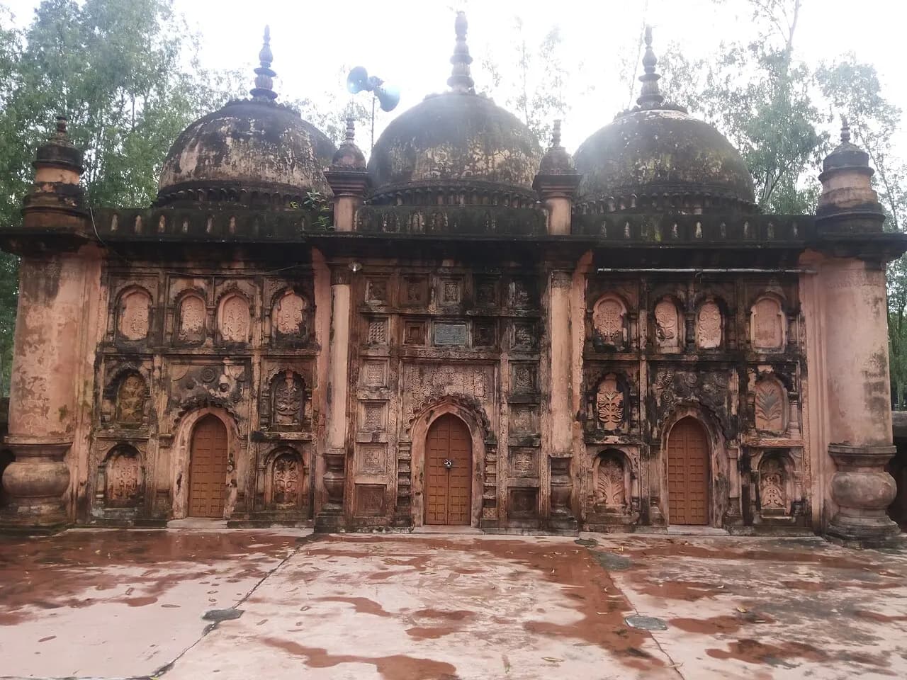 মিঠাপুকুর বড় মসজিদ — ছবি