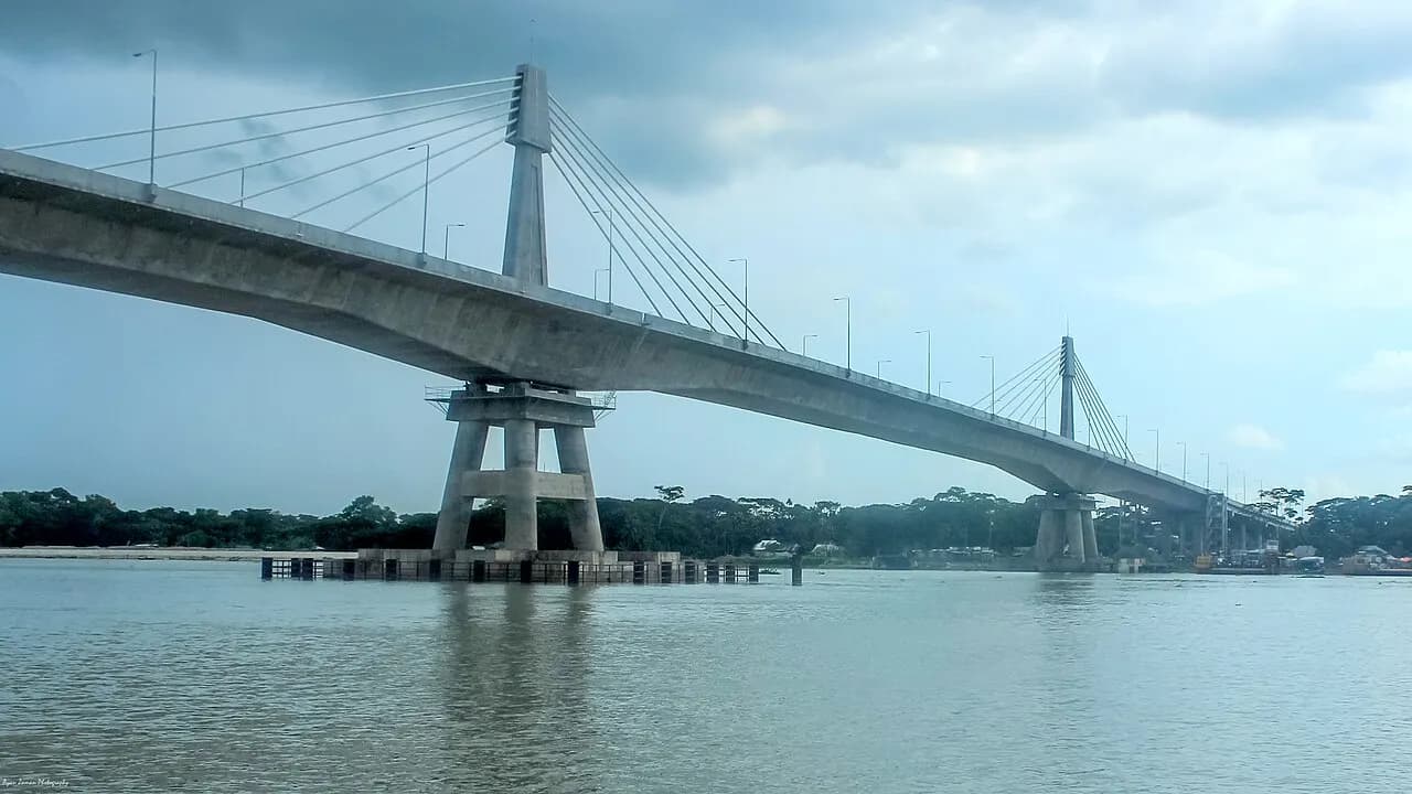 পায়রা সেতু — ছবি