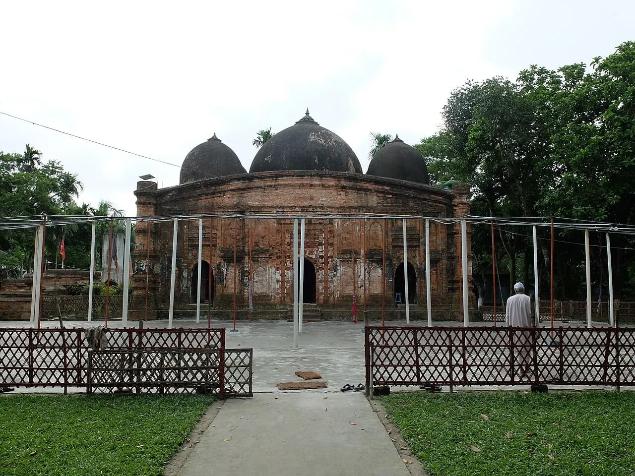 কুতুব মসজিদ — ছবি
