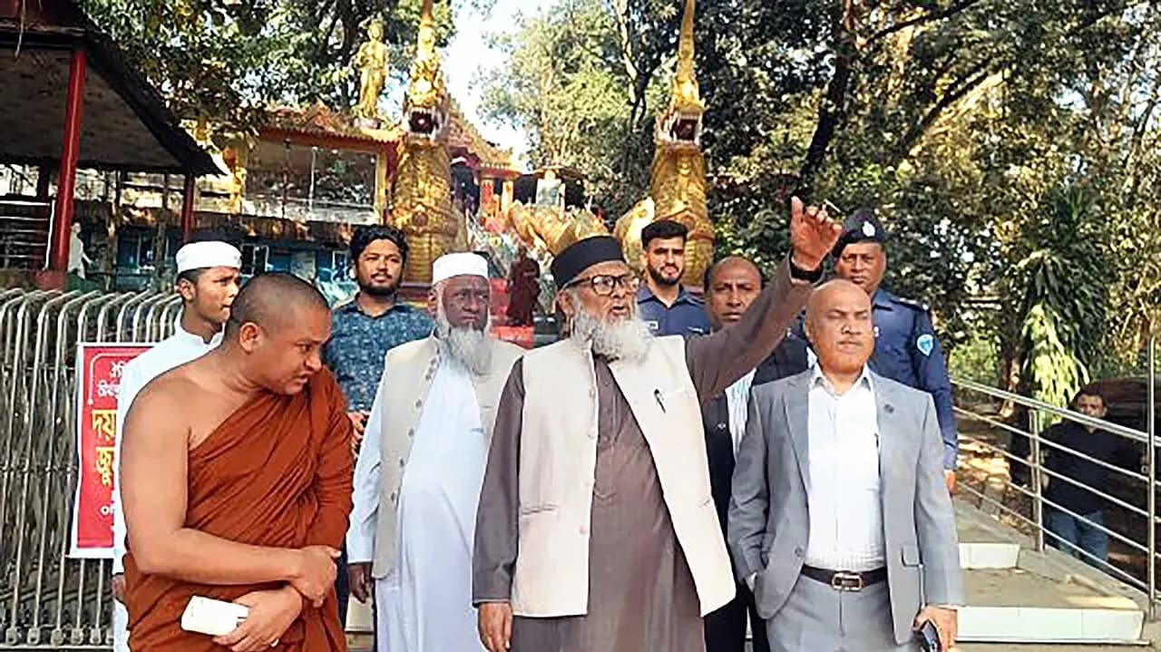 রামুর বৌদ্ধ বিহারগুলো, কক্সবাজার — Religious Advisor Dr A F M Khalid Hossain Visits Rankut Banashram Buddhist Monastery Ramu Coxs Bazar 2025-02-17 (PID