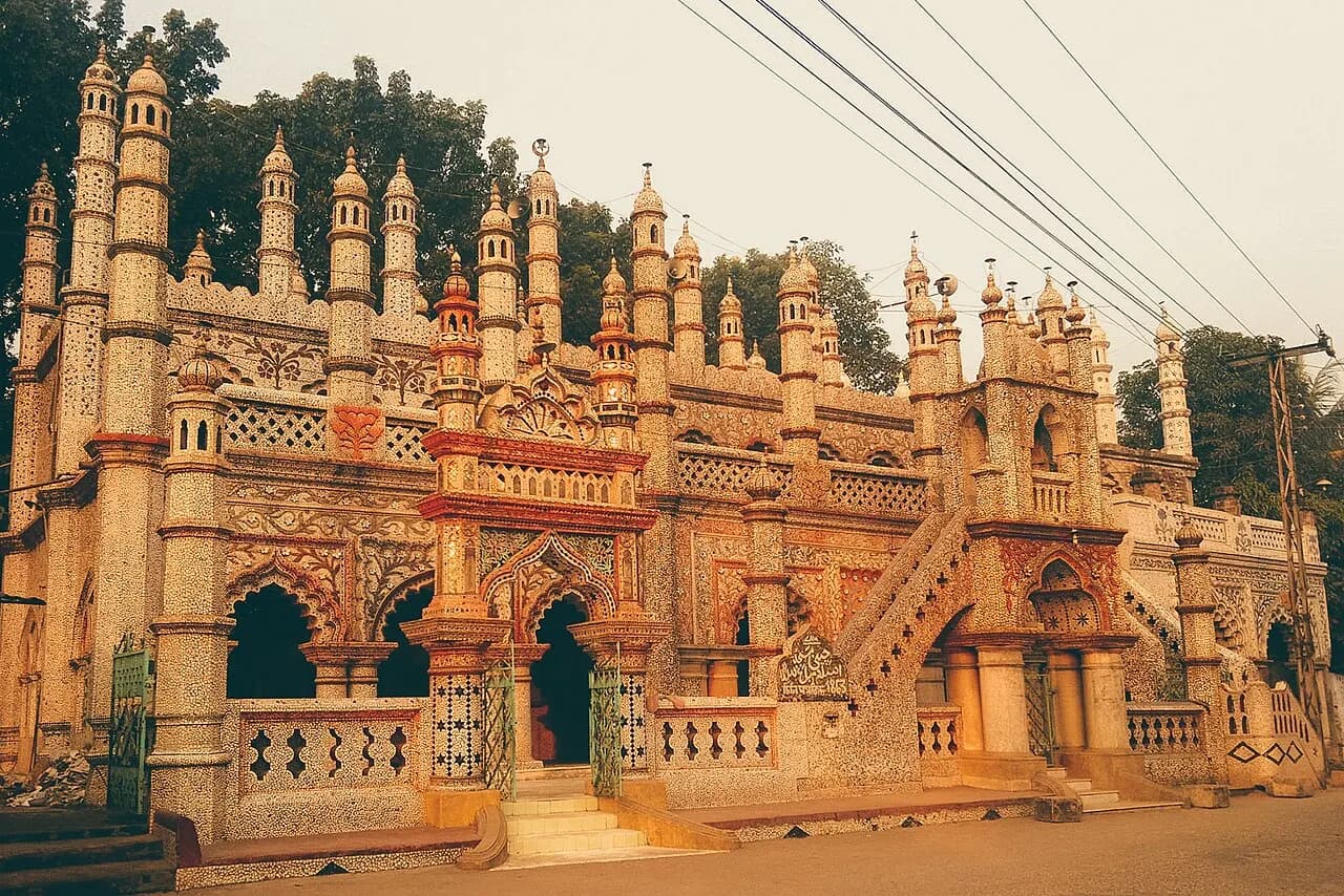 চিনি মসজিদ — ছবি