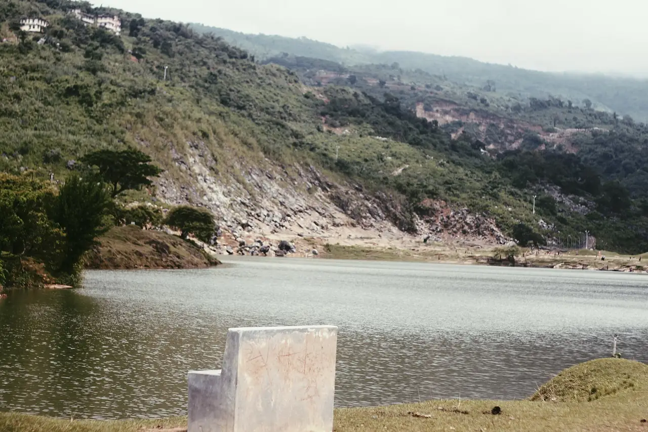 নীলাদ্রি লেক, সুনামগঞ্জ — Niladri Lake. A boat ride of one hour from Sunamganj to reach the island.