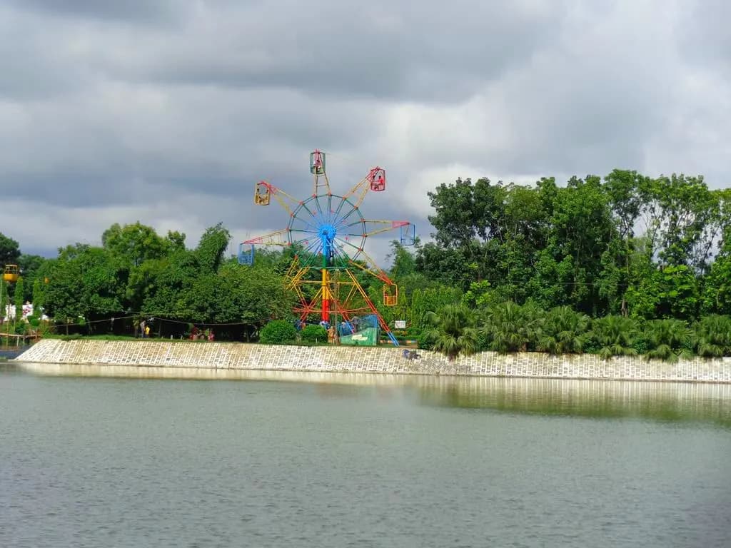 স্বপ্নপুরী — ছবি